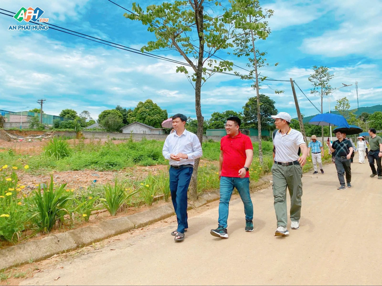 Đi thực địa các tỉnh thành