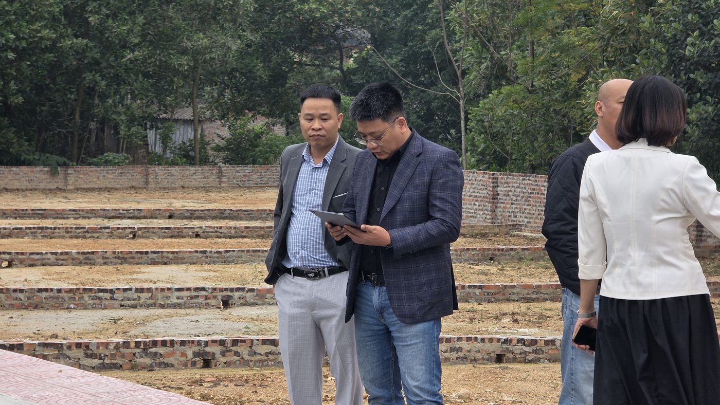 Đi khảo sát thực địa